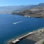 Un Lujoso Duplex En Radazul En Primera Linea De Playa Y Con Parking Propio