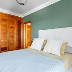 Boutique apartment with BBQ terrace&ocean views