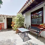 Charming 1-Bed House In La Laguna
