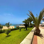 Sunbeach Apartment