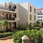 Las Americas - 2 Bedrooms - Flayla-A