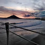 alquilaencanarias El Medano Galte, terrace&parking