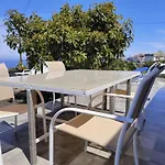 Apartamentos Guayonje Costa