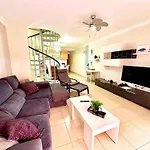Charming 3 Bedroom Apartment