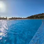 Luna - Ac, 2 Pools, Panoramic Ocean, Private Garage, Fibre Net