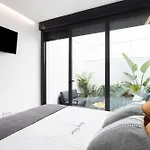 Sunnyland Apartment Cruz