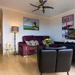Ocean Panorama - 3 Ac Bedrooms, Private Garage, New Pool, 2 Bathrooms, Tv Channels