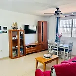 Pambnb - Cozy Apartment In Guargacho