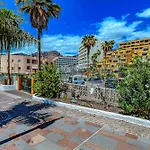 Newly Renovated Studio 2 Min From Playa La Arena