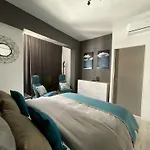 Santa Cruz Luxury Low-Cost Apartment With Terrace & Views