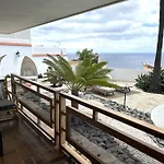 Holiday Flat, Radazul