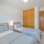 Apartment La Perla By Interhome
