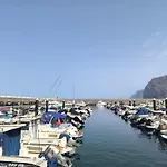 HIBISCO Holiday Home Los Gigantes