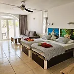 Apartment In Paraiso Royal