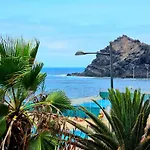 Bryan Ocean Views In Garachico