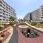 Cactus Apartment