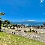 Blue Garden - Cozy Apartment With Atlantic Views