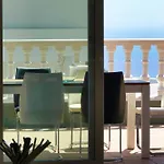 Happiness Chalet With Heated Swimming Pool