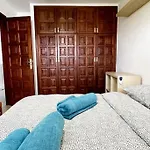 Apartamento En Amarilla Golf
