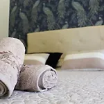 Apartment Balcon, Cosy One Bed With Aircon And Pool