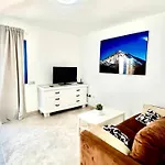 Amazing One Bad Apartment El Duque