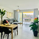 Paulmarie Apartment Playa La Arena