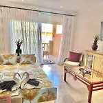 El Nautico Apartment