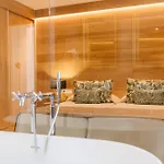 Ohasis Boutique Suites