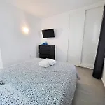 Flower Apartment