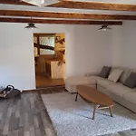 Casa Con Jardin Para Familias Y Grupos