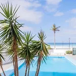 Live Punta Columbus Pool & Beach Front