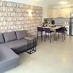 Apartment Avenida Ernesto Sarti 10