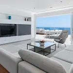 Royal Hideaway Corales Suites