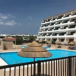 Atlantic View - Quiet, Peaceful And Windless Apt With Fantastic Ocean View