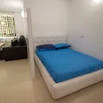 Green Park Apartment