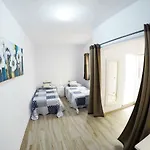 Apartamentos Ainara