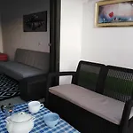 Breakfast In Ocean