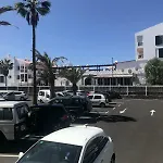 El Ancla - El Mar y La Playa