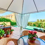 Charming Apartment With A Cozy Terrace