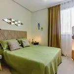 Deluxe 2 Bedrooms With Chillout Terrace