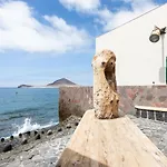 The Wave House El Medano