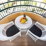 Luxury Apartment Boutique In Torres Del Sol