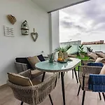 Deluxe 2 Bedrooms With Chillout Terrace