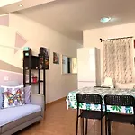 Colina Apartments