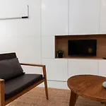 Modern Apartment Next To Plaza De Espana