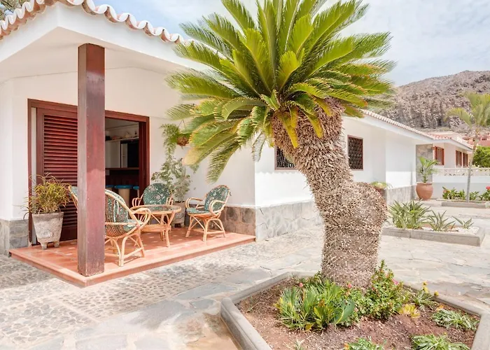 Amplio Chalet En Palm-Mar Con Jardin Y Vista Al Mar