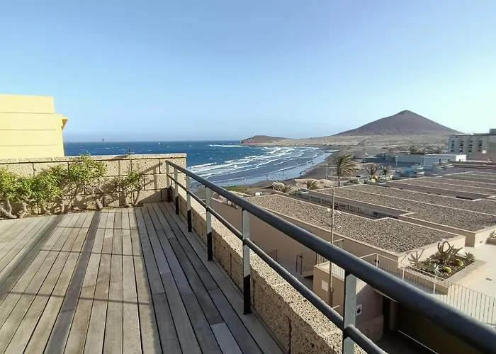 alquilaencanarias El Medano Spectacular terrace&sea views A