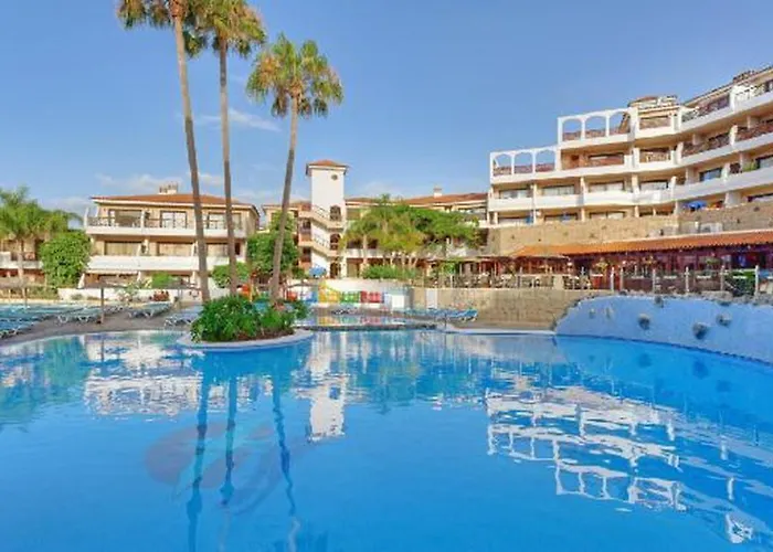 Nice Apartment On The Golf Course By The Beach