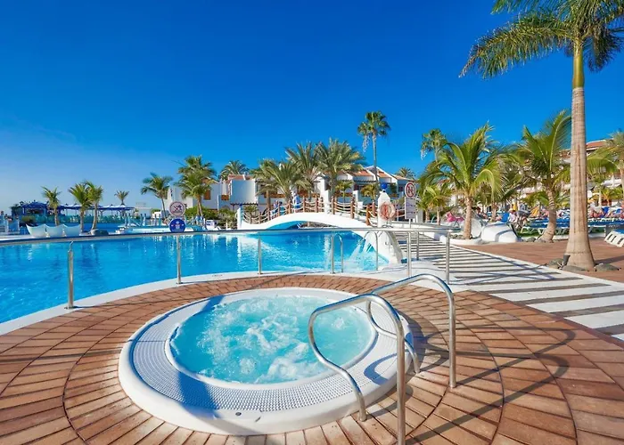 Ps3 Beach & All Amenities