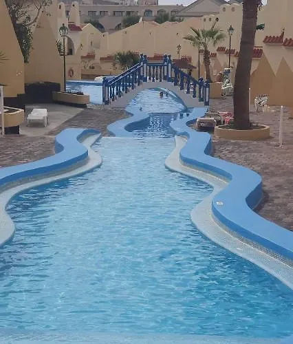 Mareverde vista mare con tres piscinas